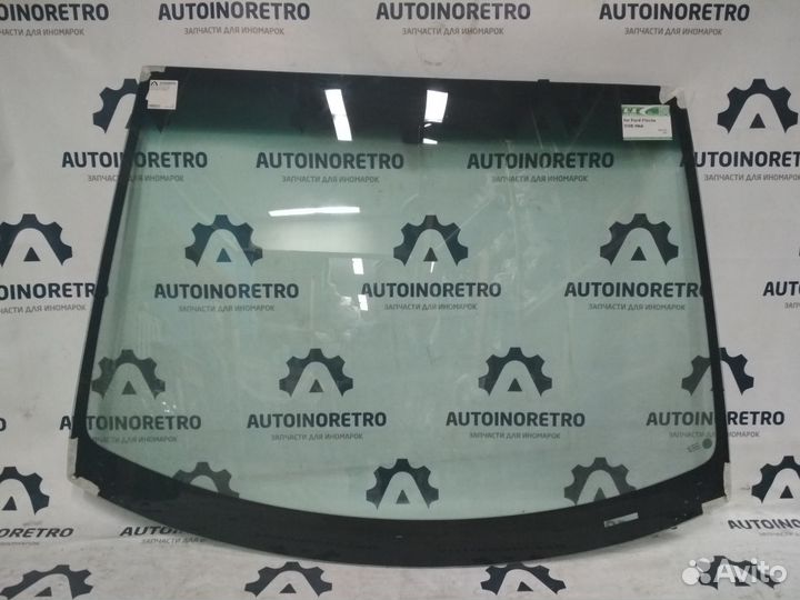 Лобовое стекло Ford Fiesta
