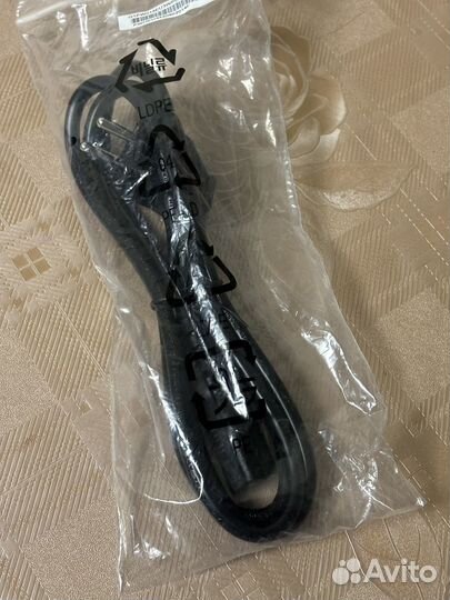 Кабель питания для компьютера