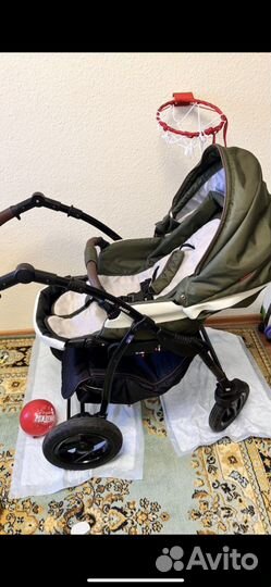 Прогулочная коляска 3 в 1