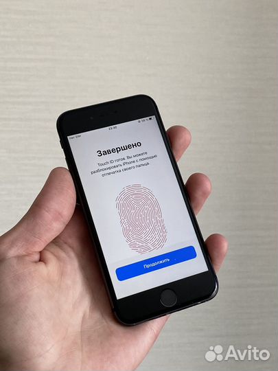 iPhone 8, 64 ГБ