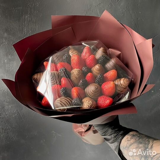 Букеты клубника в шоколаде съедобные букеты