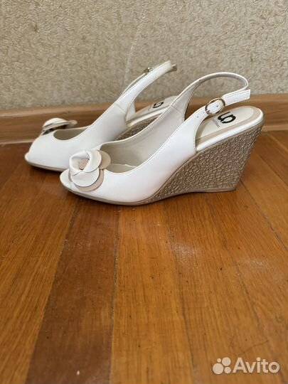 Туфли босоножки женские