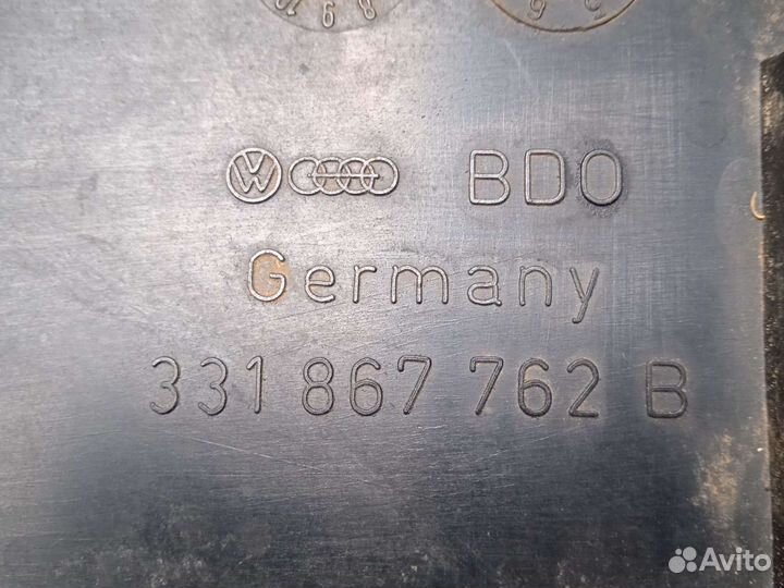 Опора полки VW Variant