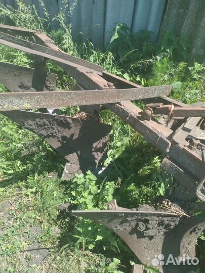 Продам плуг