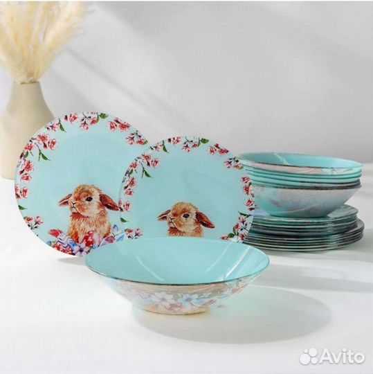 Набор столовой посуды новый