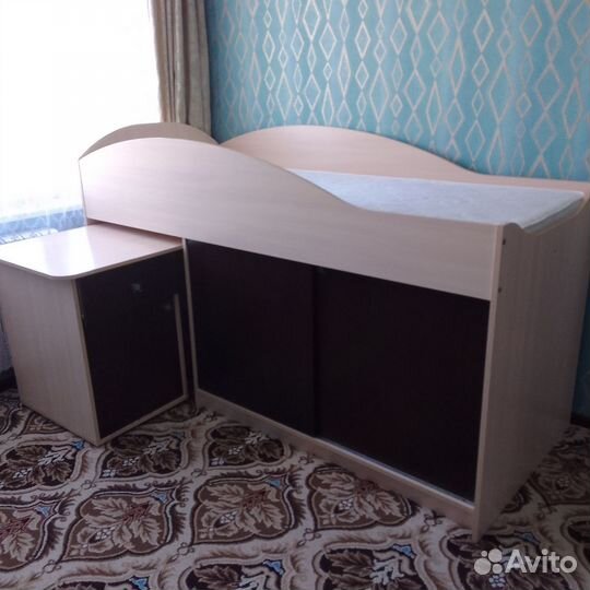 Кровать детский с матрасом бу