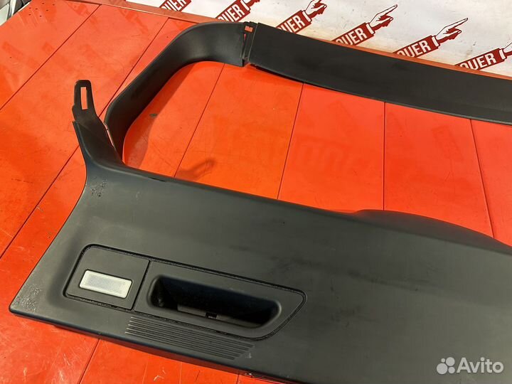 Облицовка багажной двери BMW E70 Х5 бмв Е70 Х5