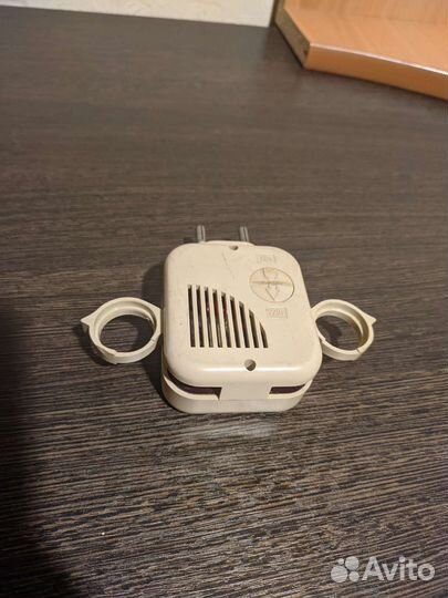 Зарядник (зарядка) от радиоприемника Космос