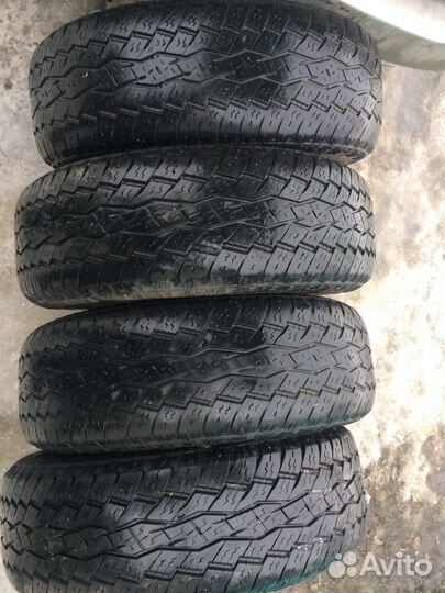 Toyo Open Country A/T Plus 215/65 R16