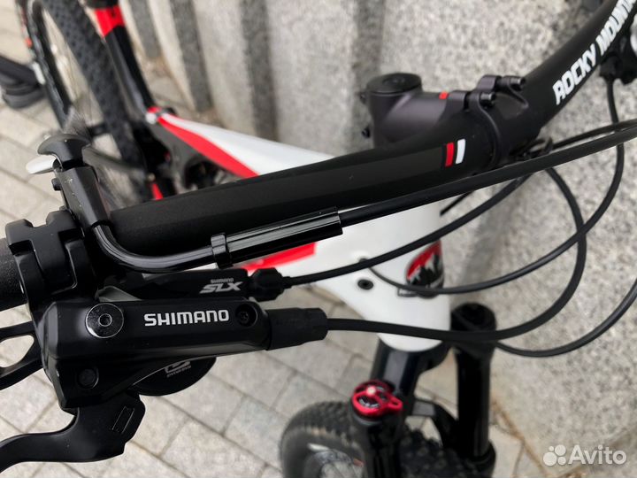 Rocky mountain thunderbolt 730 MSL Carbon 27.5