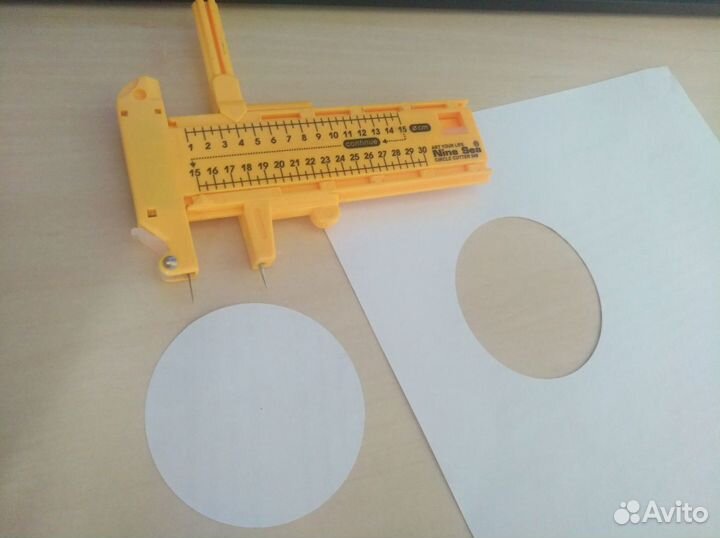 Циркульный нож для бумаги