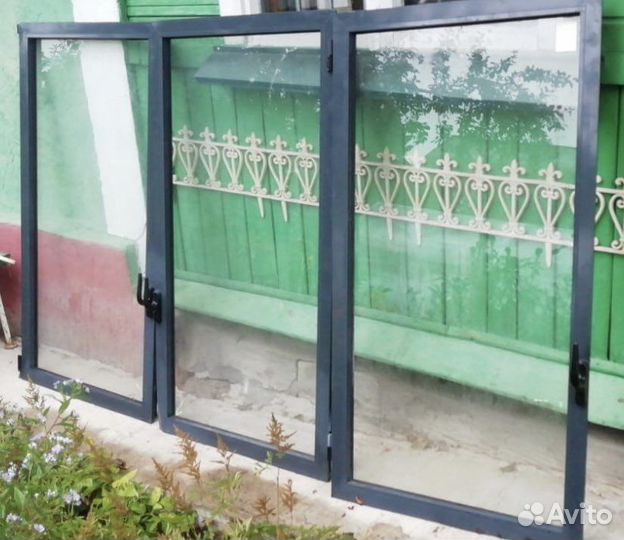 Балконные окна и дверь