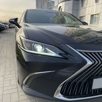 Lexus ES 2.5 AT, 2019, 115 000 км, с пробегом, цена 3 730 000 руб.