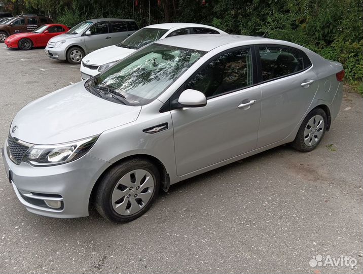 Kia Rio 1.6 МТ, 2017, битый, 96 000 км