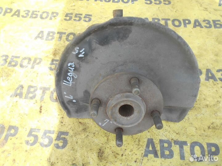 Кулак поворотный перед лев Mitsubishi Lancer Cedia