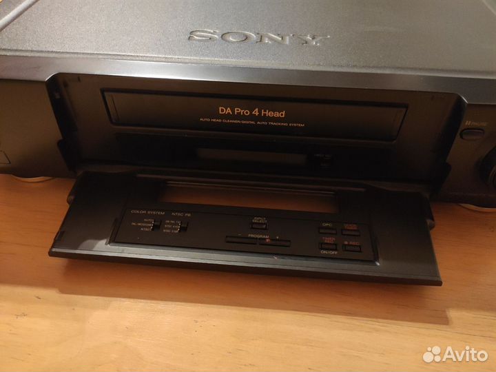 Видеомагнитофон Sony DA Pro 4 head