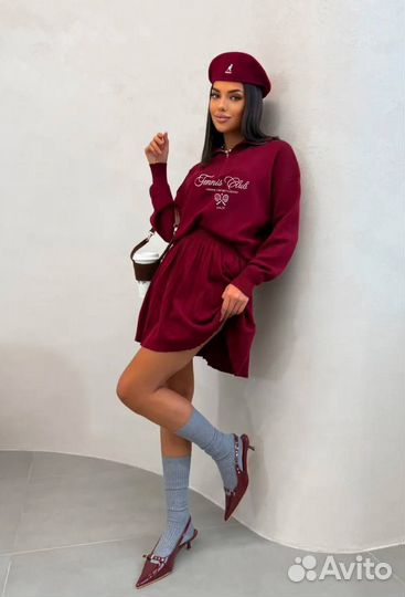 Костюм трикотажный вязаный с юбкой