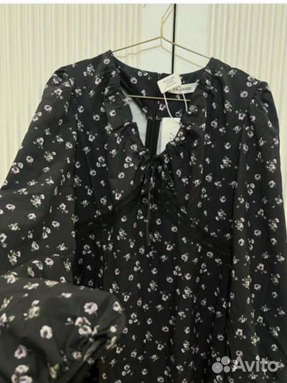 Новое платье в цветочек