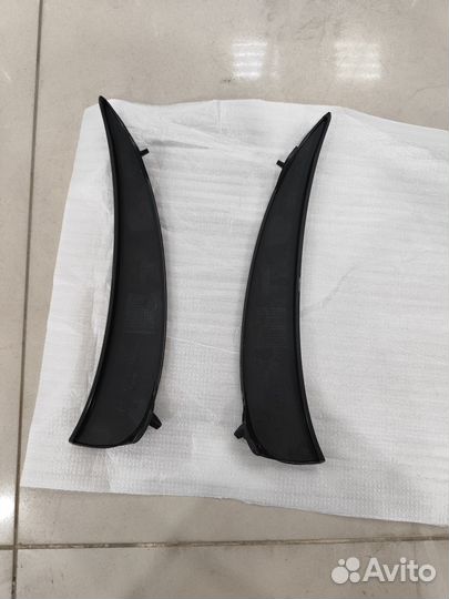 Элероны Переднего бампера mercedes w213 Рест