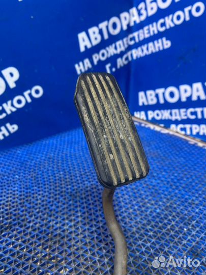 Педаль газа Chevrolet Lanos седан 2008