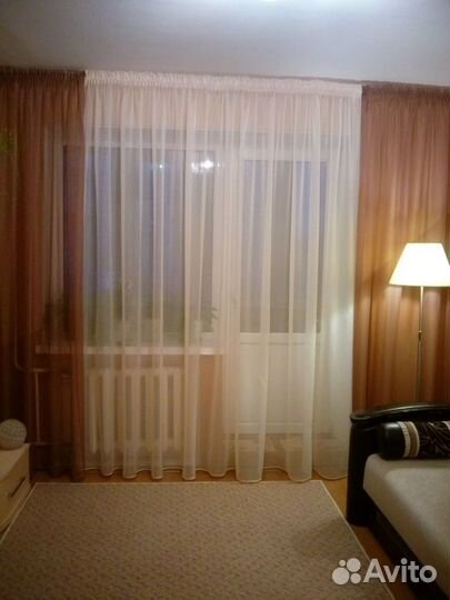 Продаются шторы двухцветные