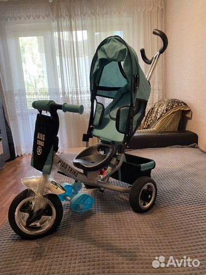 Детский трехколесный велосипед новый