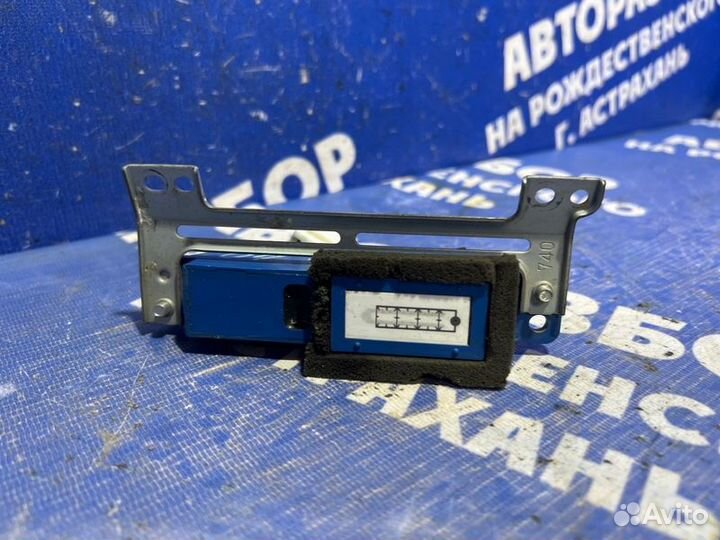 Ионизатор Toyota Camry 40 седан 2007