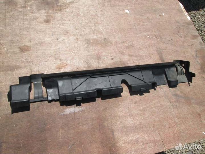 Дефлектор радиатора Nissan Xtrail NT31 MR20DE