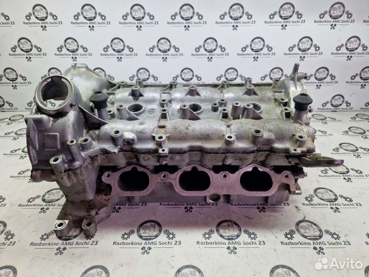 Головка блока цилиндров правая для Mercedes W211