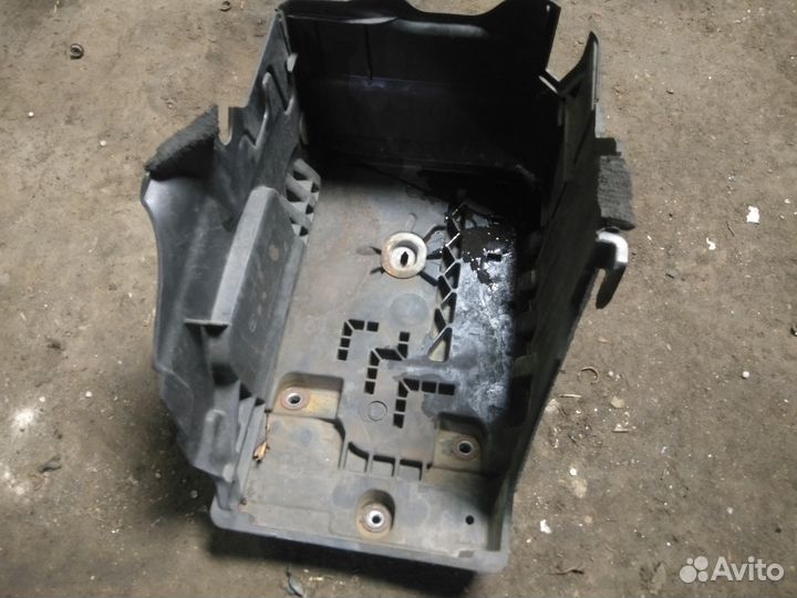 Корпус акб Аккумулятора Freelander 2