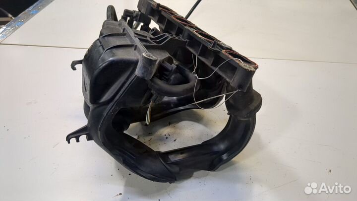 Коллектор впускной Ford Fiesta, 2006