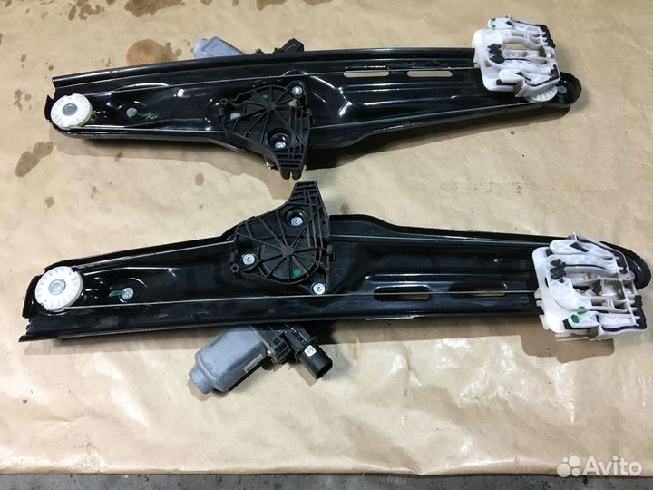 Стеклоподъемник задний BMW X3 F25 10-14