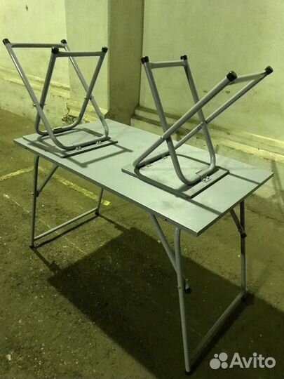 Полевая мебель Стол и два стула +