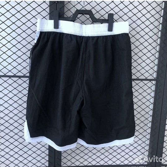 Шорты Nike