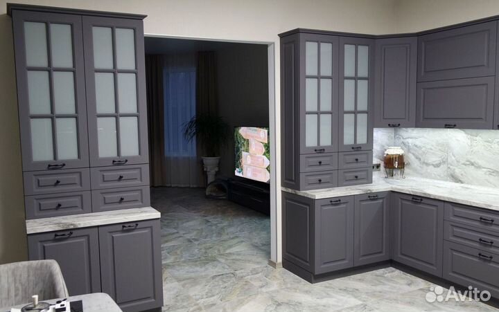 Скандинавский кухонный гарнитур на заказ