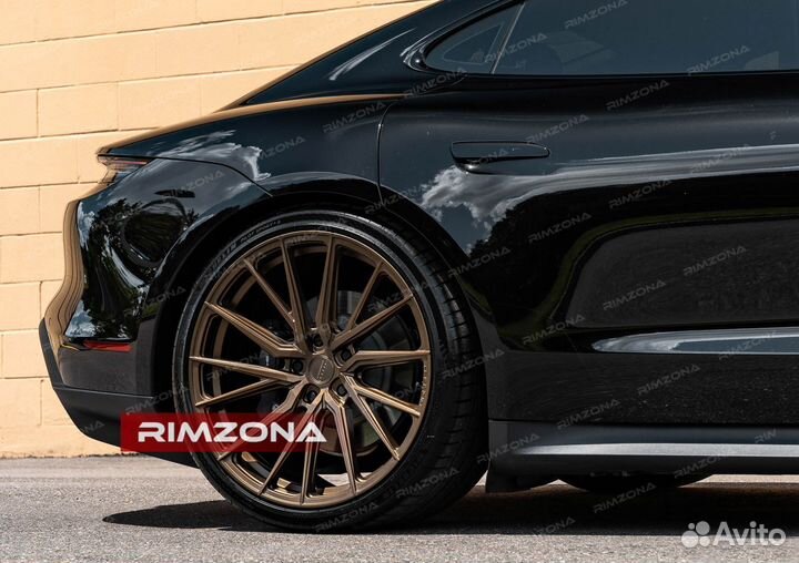 Кованые диски R22 на Porsche Cayenne