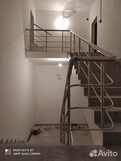 Перила для лестниц