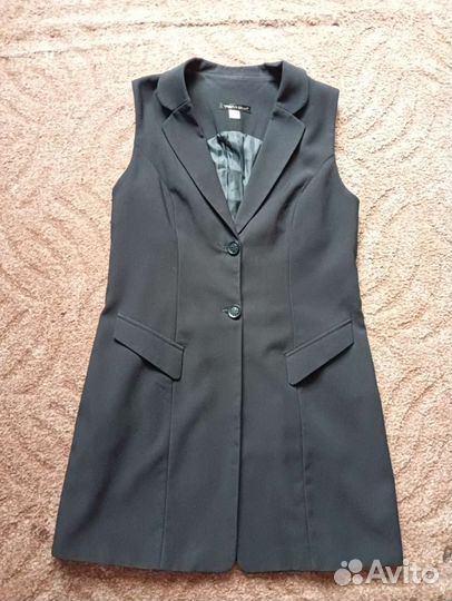 Жилет удлиненный для девочки в школу