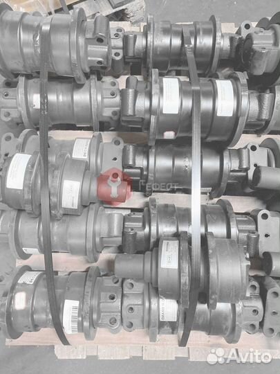 Каток поддерживающий Hitachi ZX240K 9178333