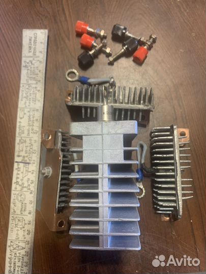 Диод радиодеталь