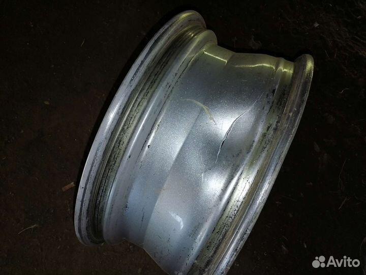 Продам диски на Шевроле Круз R 16