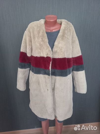 Шубка искусственная Pull and Bear, 46-48
