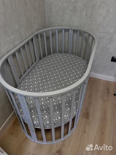 Детская кроватка трансформер с маятником