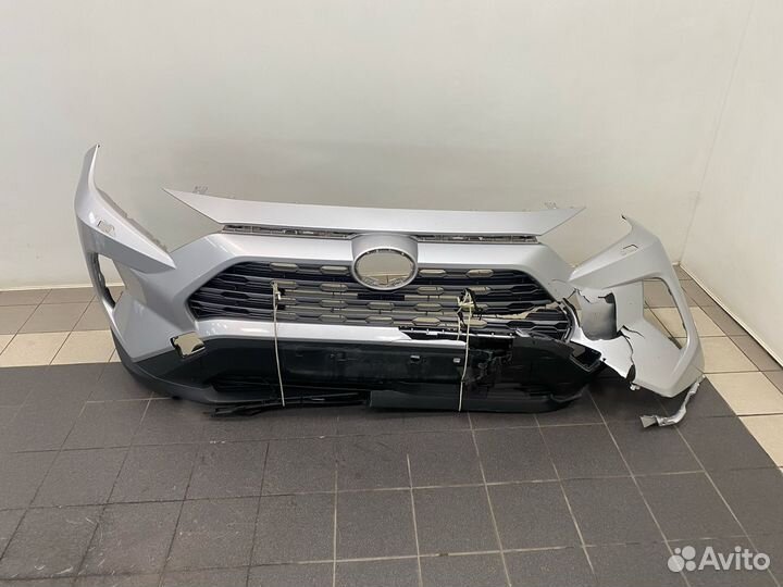 Бампер Toyota Rav4