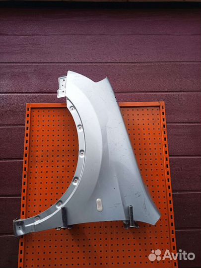 Крыло Nissan Qashqai