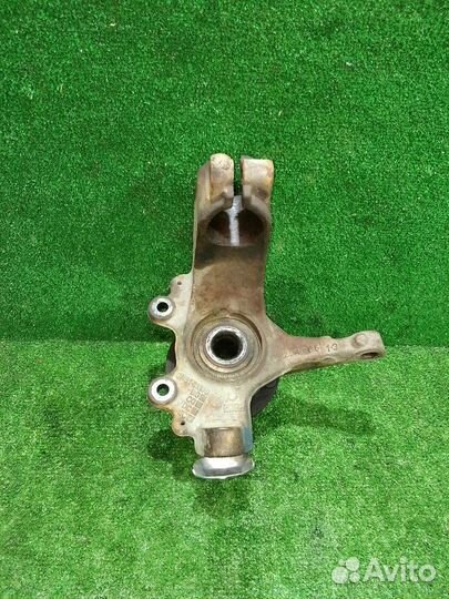 Кулак поворотный передний правый Ford Focus II