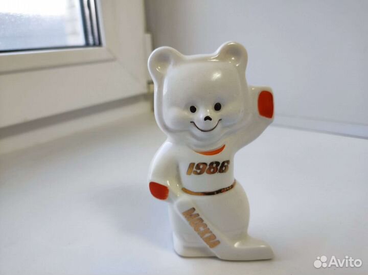 Мишка хоккеист олимпийский,зик, статуэтка