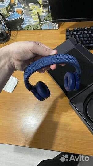 Беспроводные наушники jbl live 460 nc