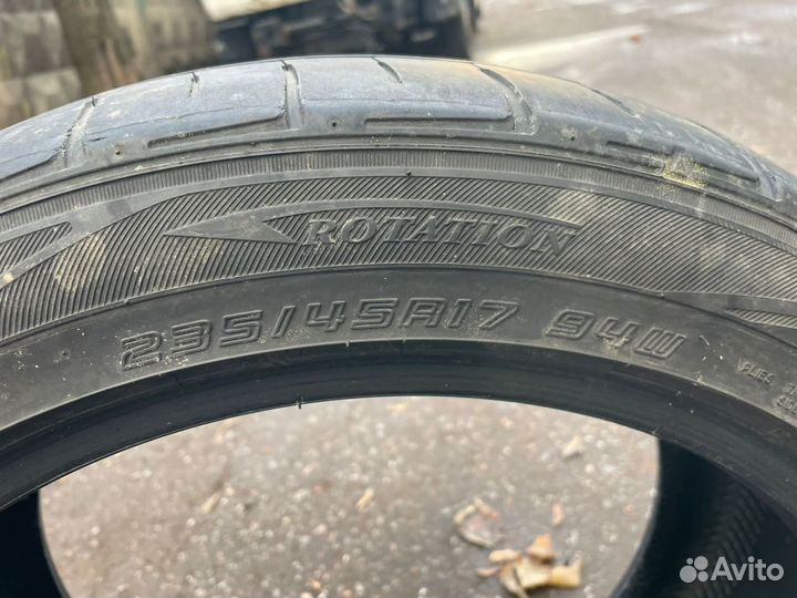 Dunlop Direzza DZ102 235/45 R17 94W