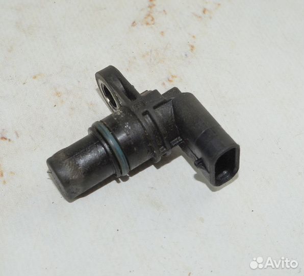 Датчик распредвала 07L905163B Skoda Superb 2012